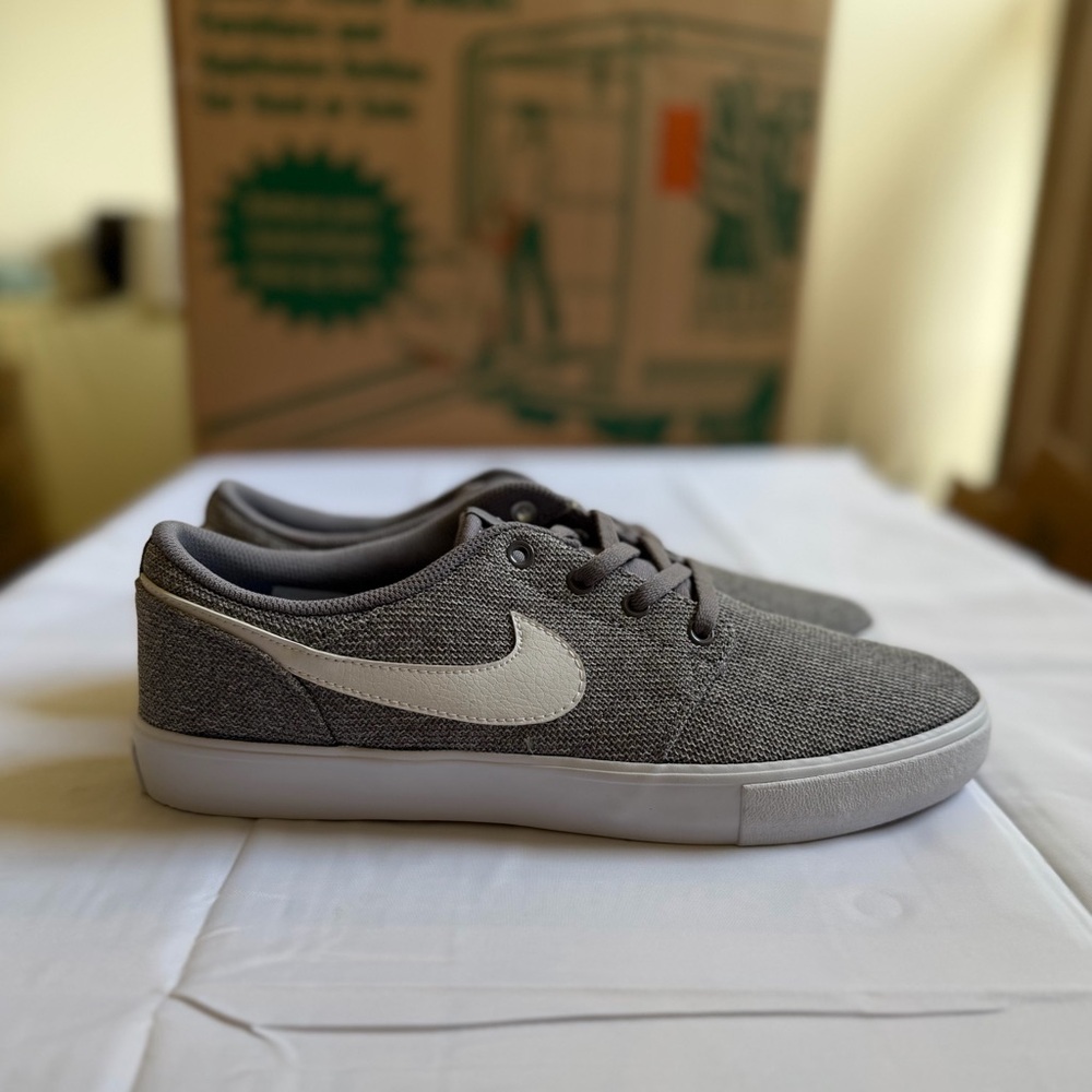 Nike SB portmore ii solar cavas p new in original box